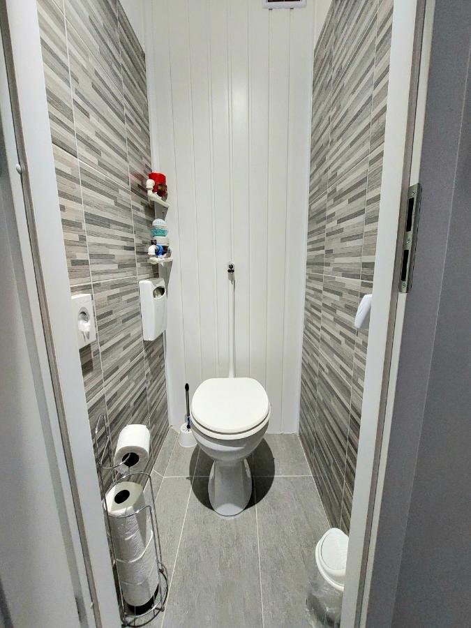 Aweshome City Apartment - 3 Bedrooms And Free Parking Debrecen Buitenkant foto