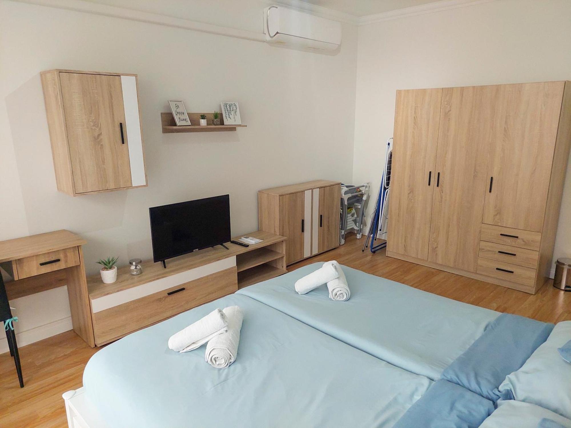 Aweshome City Apartment - 3 Bedrooms And Free Parking Debrecen Buitenkant foto